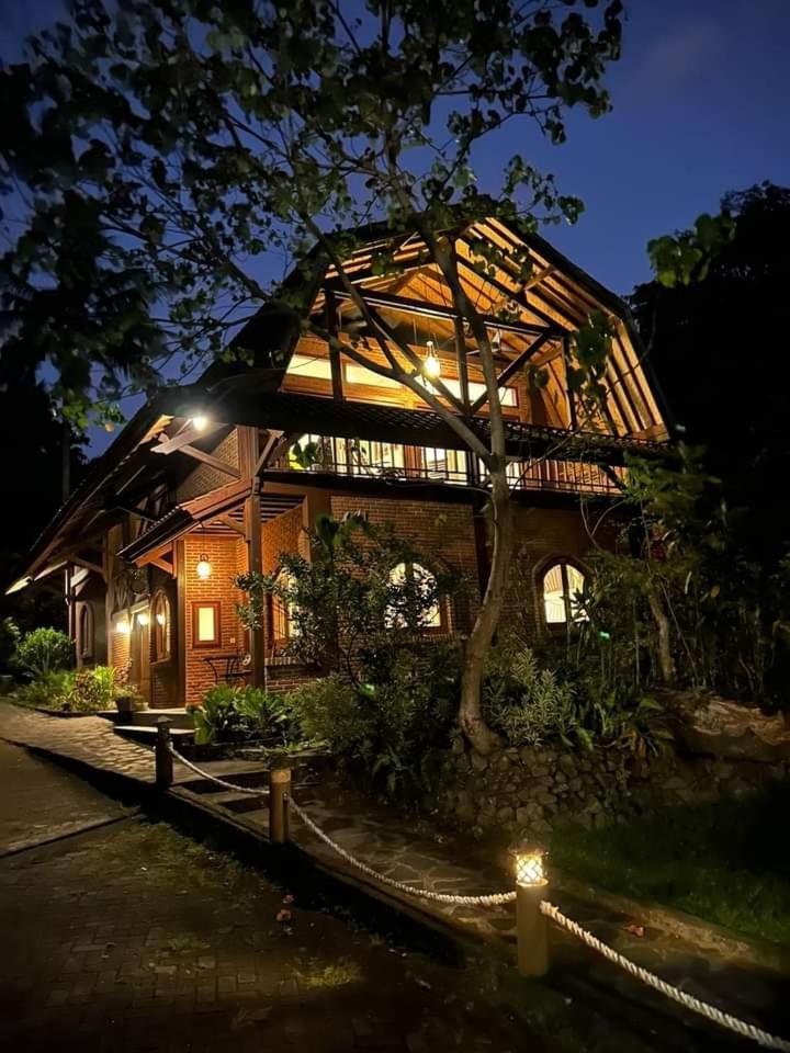 The Country House Senggigi Exteriör bild