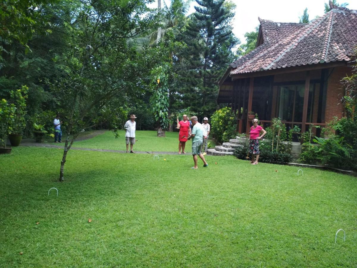 The Country House Senggigi Exteriör bild
